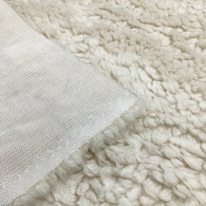 【メール便不可】カットクロス【 シープボア 生成 はぎれ 135cm巾×50cm 】 ボア生地