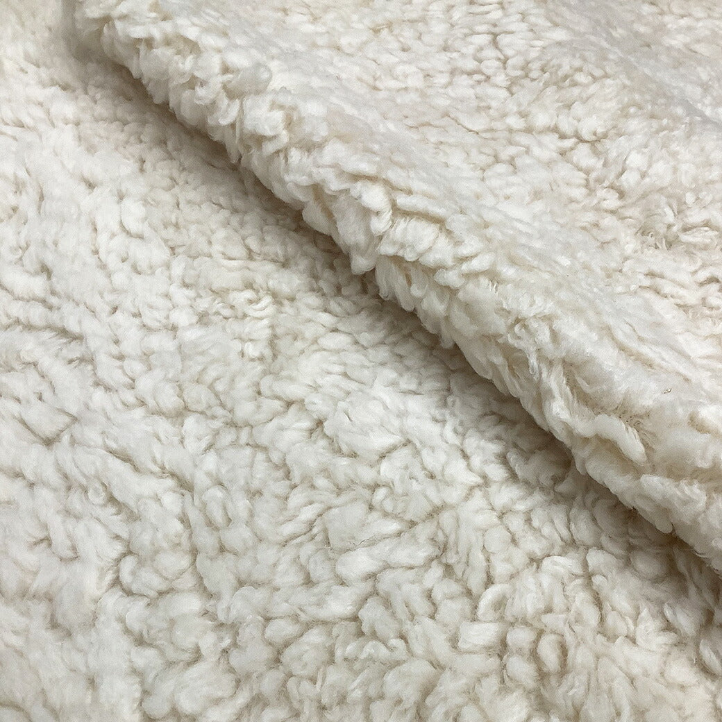 【メール便不可】カットクロス【 シープボア 生成 はぎれ 135cm巾×50cm 】 ボア生地