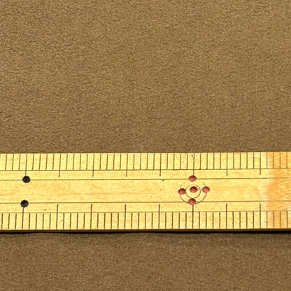 生地 【 スエード キャメル 】 スエード生地 ポリエステル 120cm巾 スエード風 なめし加工 フェイクレザー ジャケット スカート キーケース 名刺入れ インテリア ガーデニング 財布 コインケース レザークラフト 雑貨小物 高級感 Textile World TOA