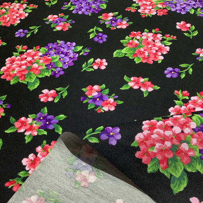 生地 【 花柄プリント ブラック 】 花柄生地 フラワープリント キャンバス 紫陽花 あじさい 春夏 アート イラスト 絵画風 綿プリント 綿生地 綿100％ コットン スカート インテリア バッグ 帽子 トートバッグ 可愛い 春 夏 可愛い イングリッシュガーデン Textile World Toa