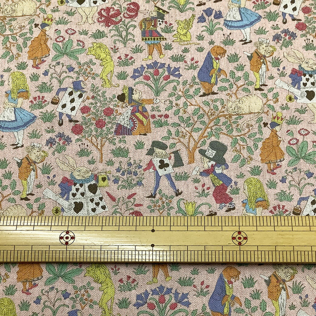 生地 【 V&A Fabric Collection アリスアドベンチャー 】 不思議の国のアリス 綿麻キャンバス 巾110cm 綿80％・麻20％