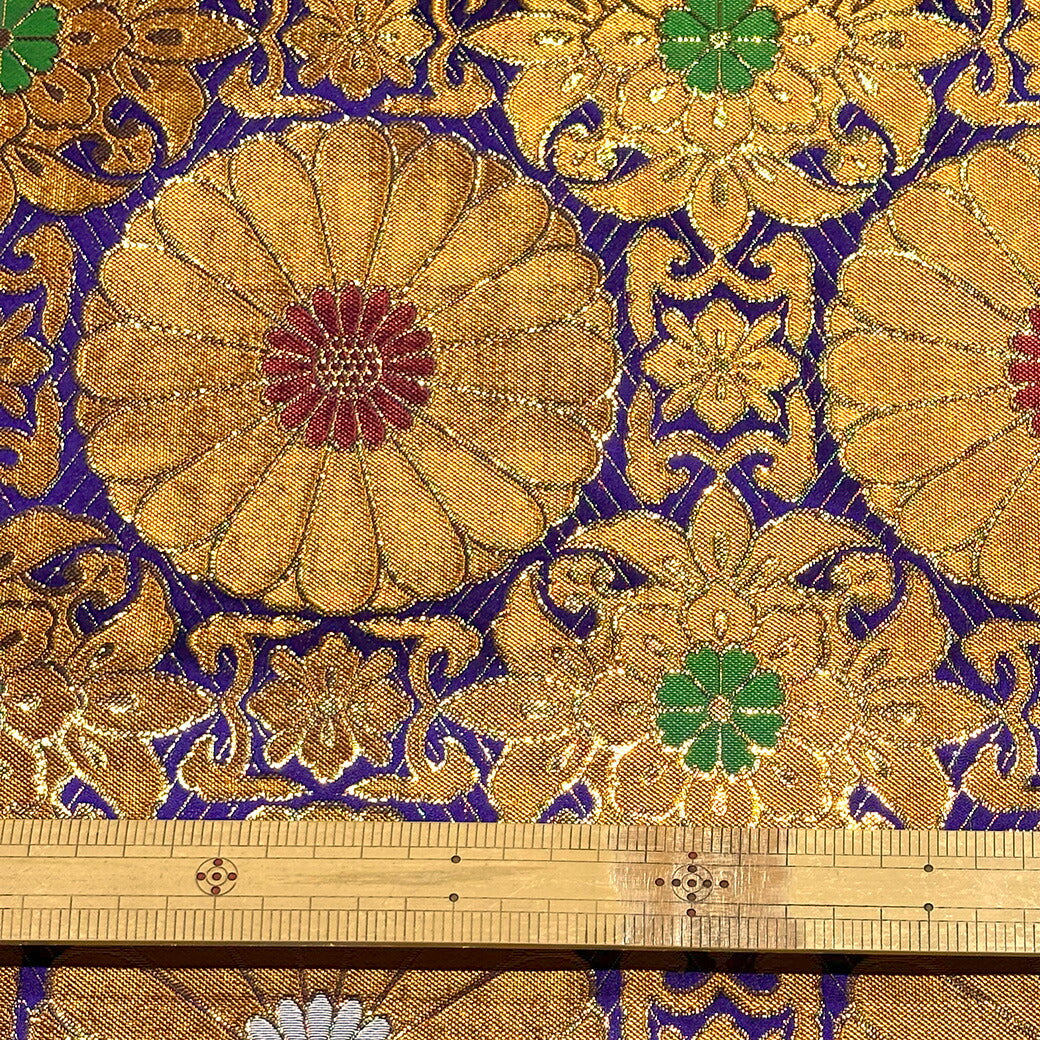 生地 【 金襴 菊 】 金襴生地 四釜十六菊 花柄 菊 華文 花びら 和柄 布 和柄生地 和風生地 京都西陣織 よさこい 金襴布 金襴 きんらん 仏事 仏具 座布団 つまみ細工 人形衣装 能衣装 袈裟 表装 掛け軸 御朱印帳ケ