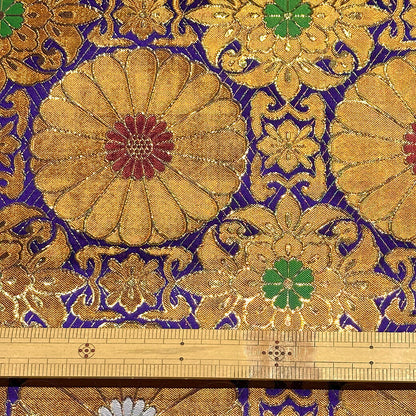 生地 【 金襴 菊 】 金襴生地 四釜十六菊 花柄 菊 華文 花びら 和柄 布 和柄生地 和風生地 京都西陣織 よさこい 金襴布 金襴 きんらん 仏事 仏具 座布団 つまみ細工 人形衣装 能衣装 袈裟 表装 掛け軸 御朱印帳ケ