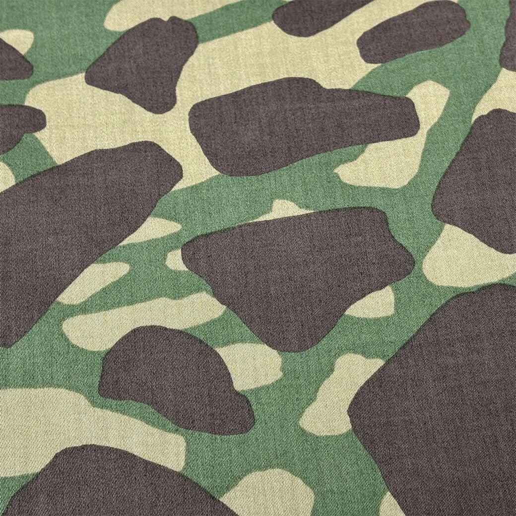 生地 【 綿サテンカモフラージュ ベージュ 】 綿サテン 迷彩柄 巾145cm