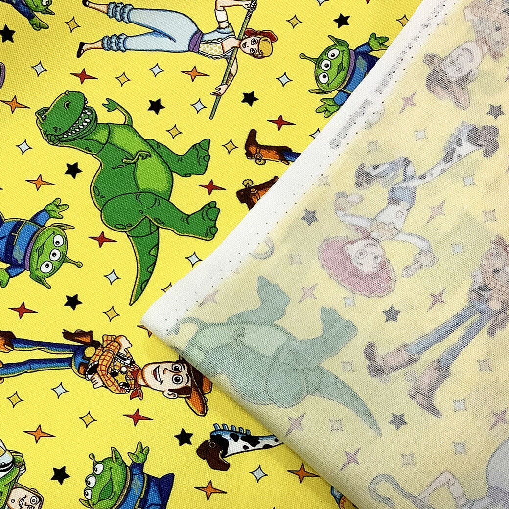 ビンテージDisney Toy Story ウッディ バズ プリント生地 生地 【 トイ・ストーリー オックスフォードプリント イエロー