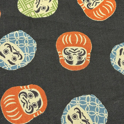 生地 【 DARUMA 達磨 だるま 黒 】 和柄生地 和調 スケア生地 オックス ダルマ 和柄 和風 綿生地 コットン 日本柄 日本 京都 可愛い かっこいい 巾着 和雑貨 ハンドメイド 手芸 裁縫 布地 カバーリング イン