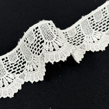 リボン【 シェルケミカルレース 35mm 】ケミカルレース レースリボン 刺繍リボン レース刺繍 刺繍テープ ハンドメイド資材 可愛い 手芸用テープ リボンテープ 洋裁 ハンドメイド 手芸用 パーツ 布雑貨 副材 手芸