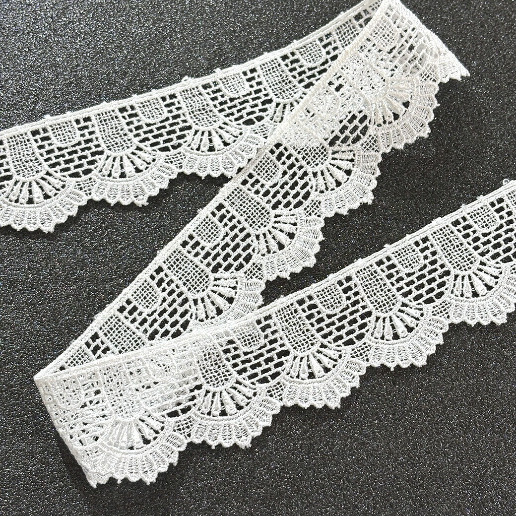 リボン【 シェルケミカルレース 35mm 】レースリボン 刺繍リボン 貝殻 マリン 刺繍 レース刺繍 刺繍テープ ハンドメイド資材 可愛い 手芸用テープ リボンテープ 洋裁 ハンドメイド 手芸用 パーツ 布雑貨 副材 手芸副材