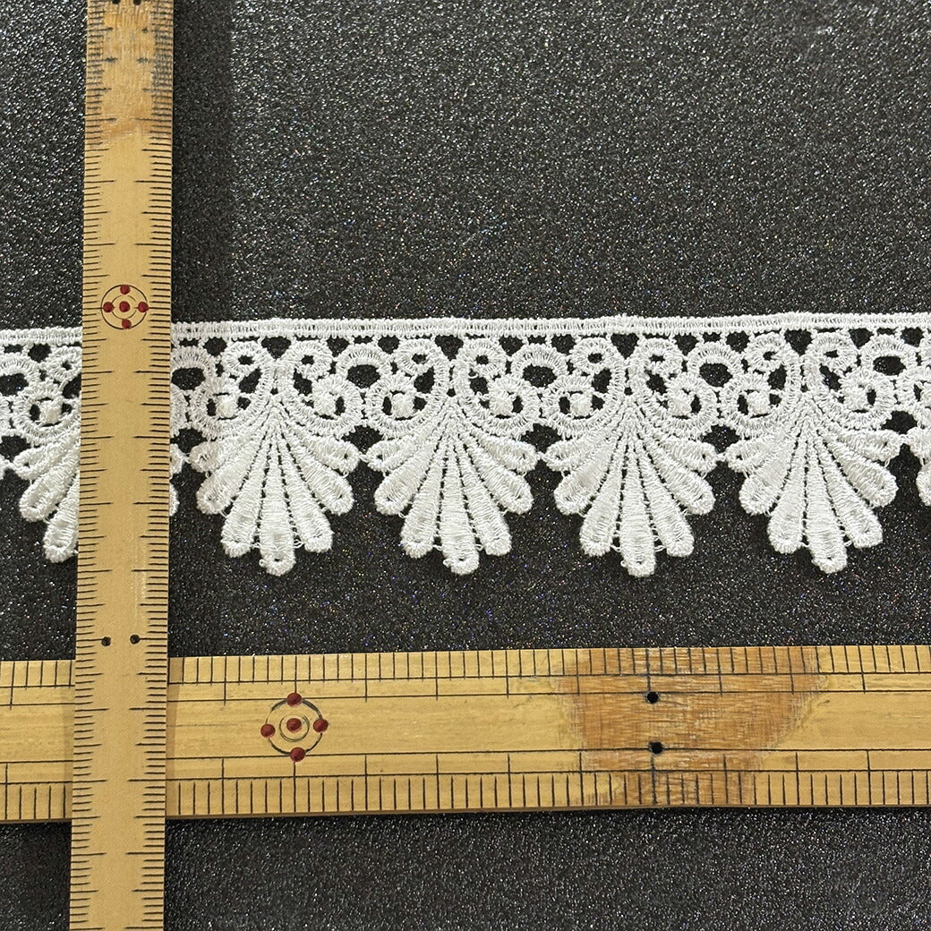 リボン【 モチーフレース L 白 】レースリボン 刺繍リボン 植物 刺繍 レース刺繍 刺繍テープ ハンドメイド資材 可愛い 手芸用テープ リボンテープ 洋裁 ハンドメイド 手芸用 パーツ 布雑貨 副材 手芸副材 フリル カント