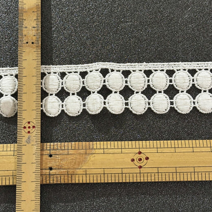 リボン【 モチーフレース P 白 】レースリボン 刺繍リボン ボンボン 玉  刺繍 レース刺繍 刺繍テープ ハンドメイド資材 可愛い 手芸用テープ リボンテープ 洋裁 ハンドメイド 手芸用 パーツ 布雑貨 副材 手芸副材 フリ