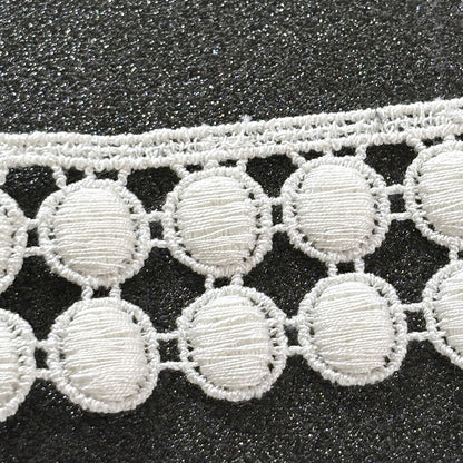 リボン【 モチーフレース P 白 】レースリボン 刺繍リボン ボンボン 玉  刺繍 レース刺繍 刺繍テープ ハンドメイド資材 可愛い 手芸用テープ リボンテープ 洋裁 ハンドメイド 手芸用 パーツ 布雑貨 副材 手芸副材 フリ