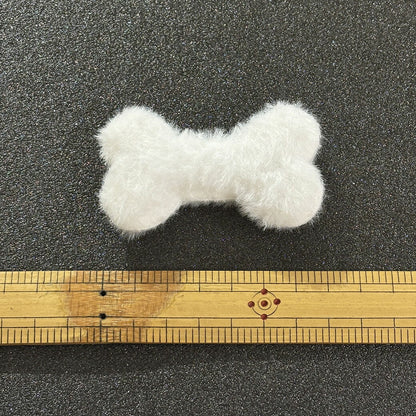 【 デコパーツ ふわふわ 骨 白 】 デコ パーツ 犬の骨 ボーン かわいい センターパーツ ふわふわ パーツ 推し活 チャーム デコレーション ブローチ バレッタ キーホルダー 飾り物 装飾 Textile World TOA