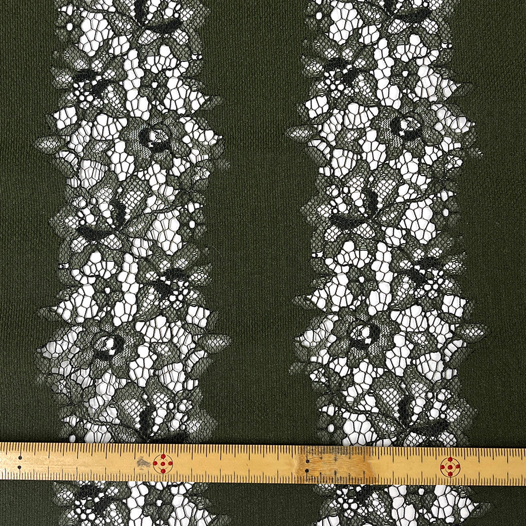 生地 【 ストライプ織チュールレース カーキ 】 レース生地 135cm巾 花柄 植物柄