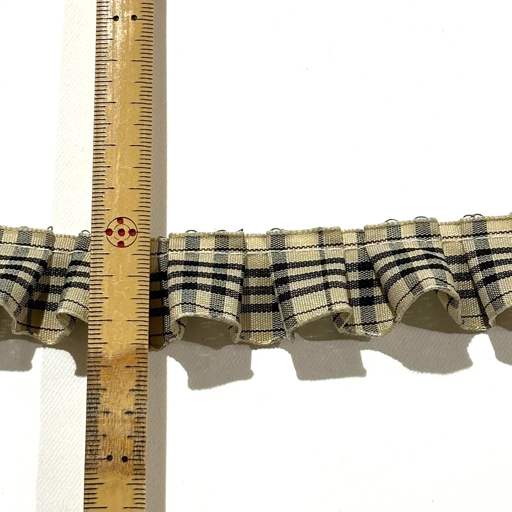 チェック柄フリルリボン