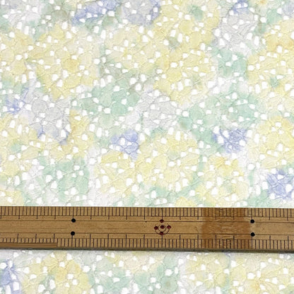 生地 【 水彩プリントラッセルレース 薄黄青 】 レース レース生地 花柄レース 刺繍 レース刺繍 110cm巾 ポリエステル
