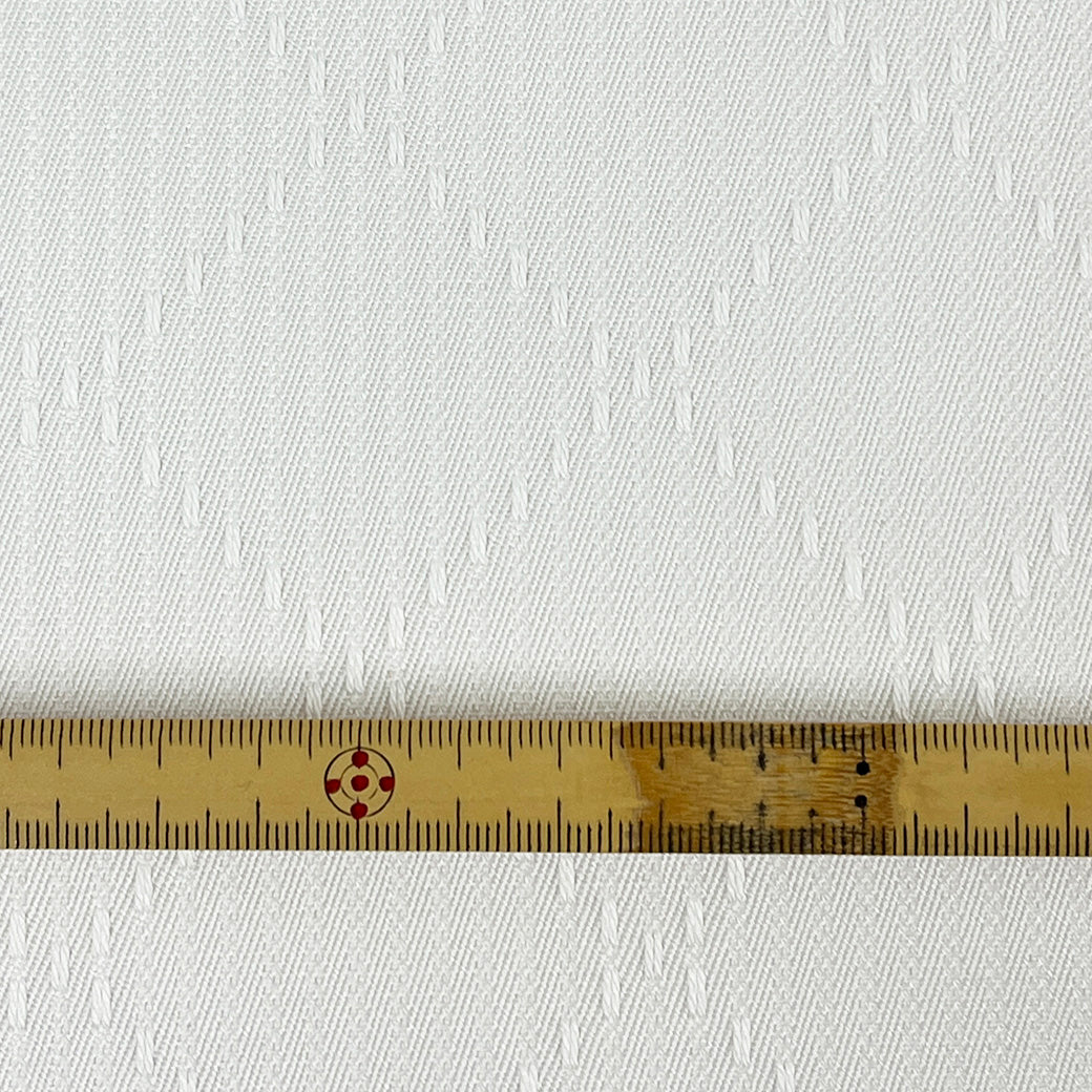 生地 【 極太クロスステッチ 白 】 110cm巾 凹凸生地 綿100％ 立体感