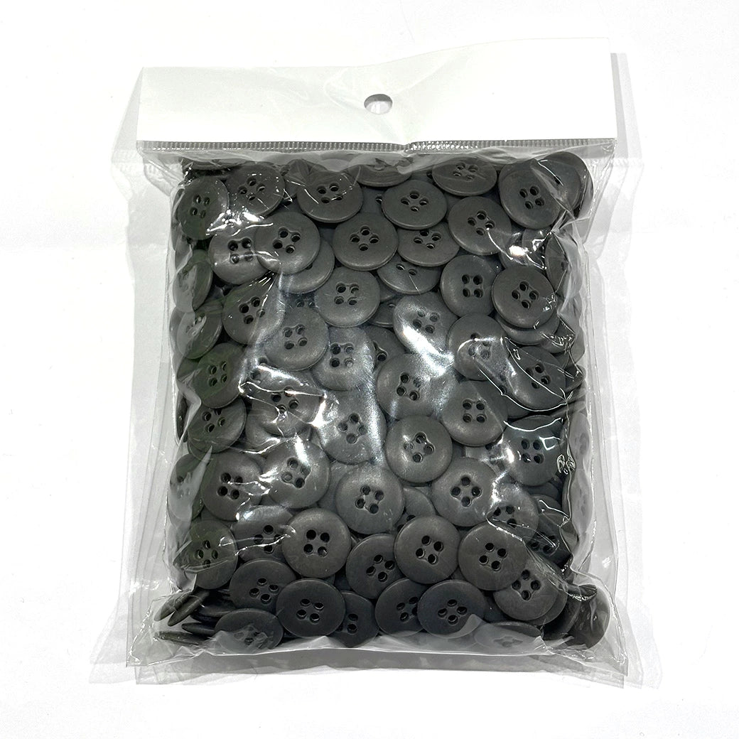 ボタンまとめ売り 【 四つ穴ボタン グレーD 17mm 約500個入 】 4つ穴 ボタン