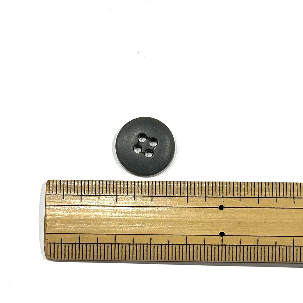 ボタンまとめ売り 【 四つ穴ボタン グレーE 17mm 約500個入 】 4つ穴 ボタン