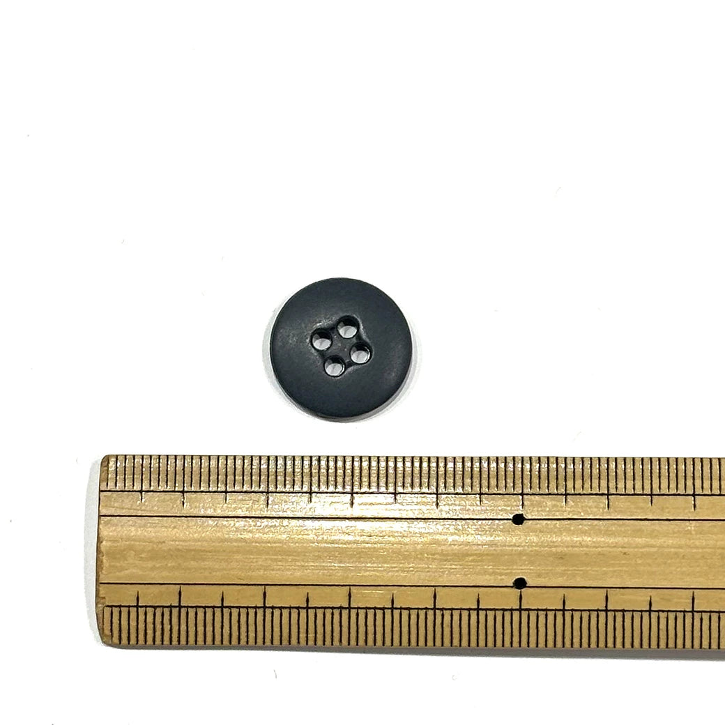 ボタンまとめ売り 【 四つ穴ボタン グレーF 17mm 約500個入 】 4つ穴 ボタン