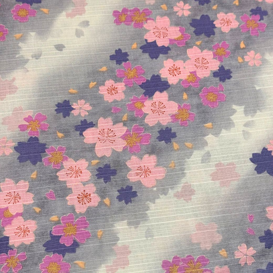 生地 【 和柄シャンタン さくら グレー 】 シャンタン生地 平織り スラブ 110cm巾 和柄 桜 梅 花柄 和風 綿100％