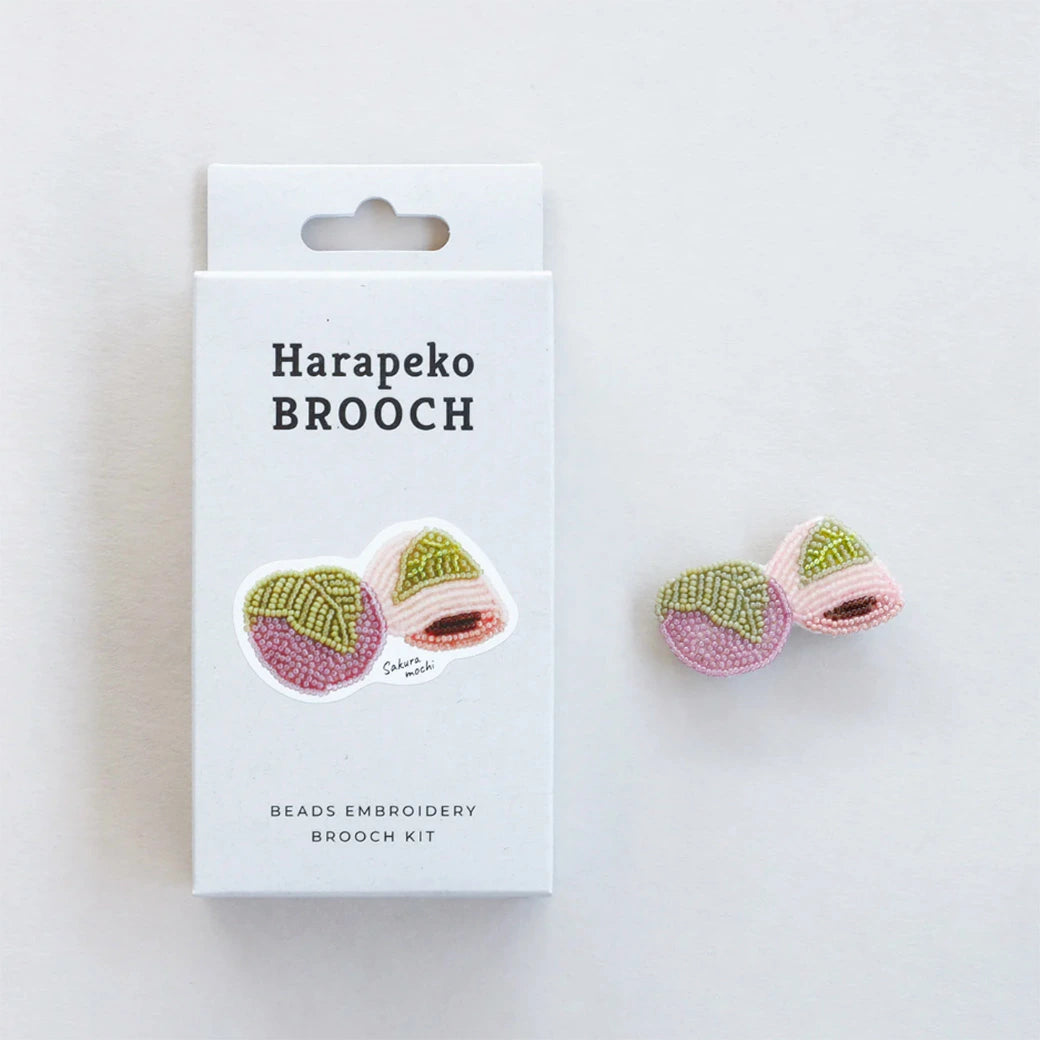 【 MIYUKI はらぺこブローチ さくらもち 】 刺しゅうキット ブローチ ビーズ刺繍