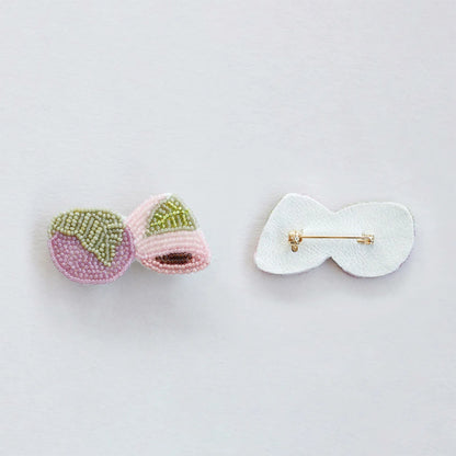 【 MIYUKI はらぺこブローチ さくらもち 】 刺しゅうキット ブローチ ビーズ刺繍