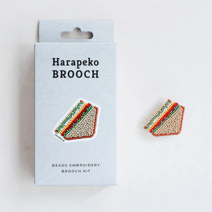【 MIYUKI はらぺこブローチ サンドウィッチ 】 刺しゅうキット ブローチ ビーズ刺繍
