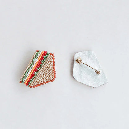 【 MIYUKI はらぺこブローチ サンドウィッチ 】 刺しゅうキット ブローチ ビーズ刺繍