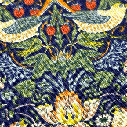 生地 【 V&A Fabric Collection いちご泥棒 ネイビー 】 シーチング 110cm巾 コットン 綿100％ 薄手