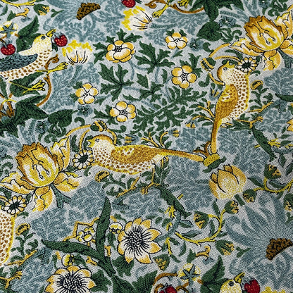 生地 【 V&A Fabric Collection いちご泥棒 ライトグレー 】 シーチング 110cm巾 コットン 綿100％ 薄手