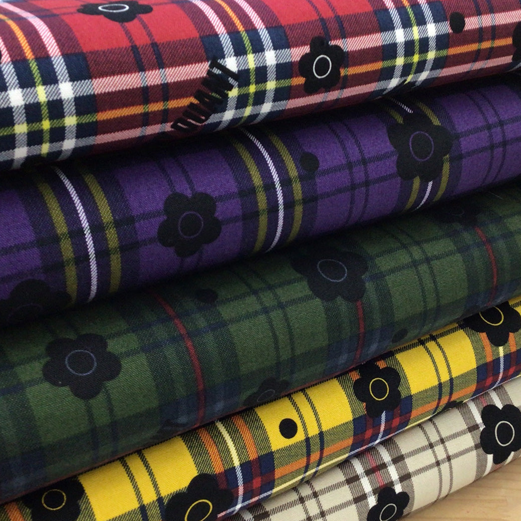生地 【 MARY QUANT タータン花 5色 】 マリクワ マリークワント オックス生地 110cm巾 綿プリント コットン100％