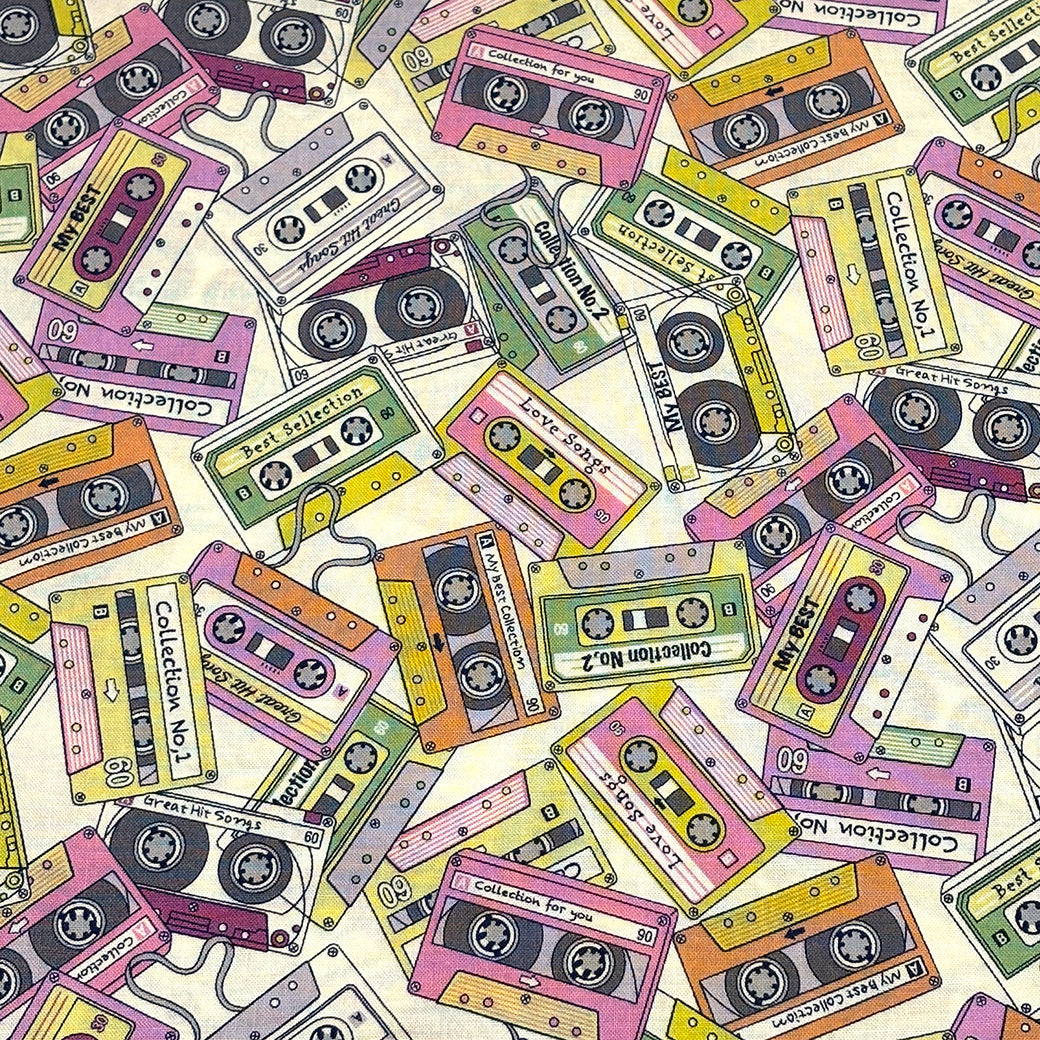 カセットテープ柄の生地