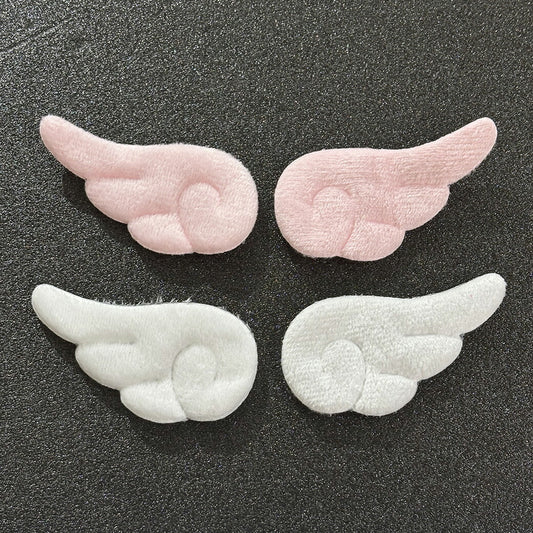 【 デコパーツ 天使の羽パーツ 2色 】 デコ パーツ 天使の羽 かわいい 両面ふわもこ 型抜きクッションモチーフ センターパーツ ふわふわ パーツ 推し活 チャーム デコレーション ブローチ バレッタ キーホルダー 飾り物 装飾 Textile World TOA